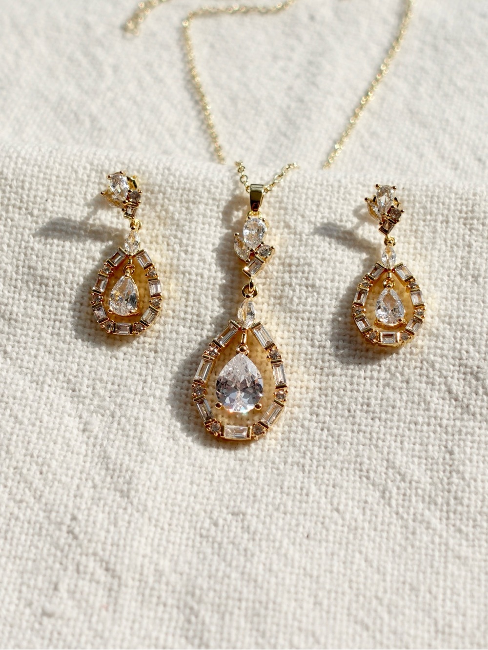 NWT Baguette Cubic Zirconia Gold
Filled Necklace set | White